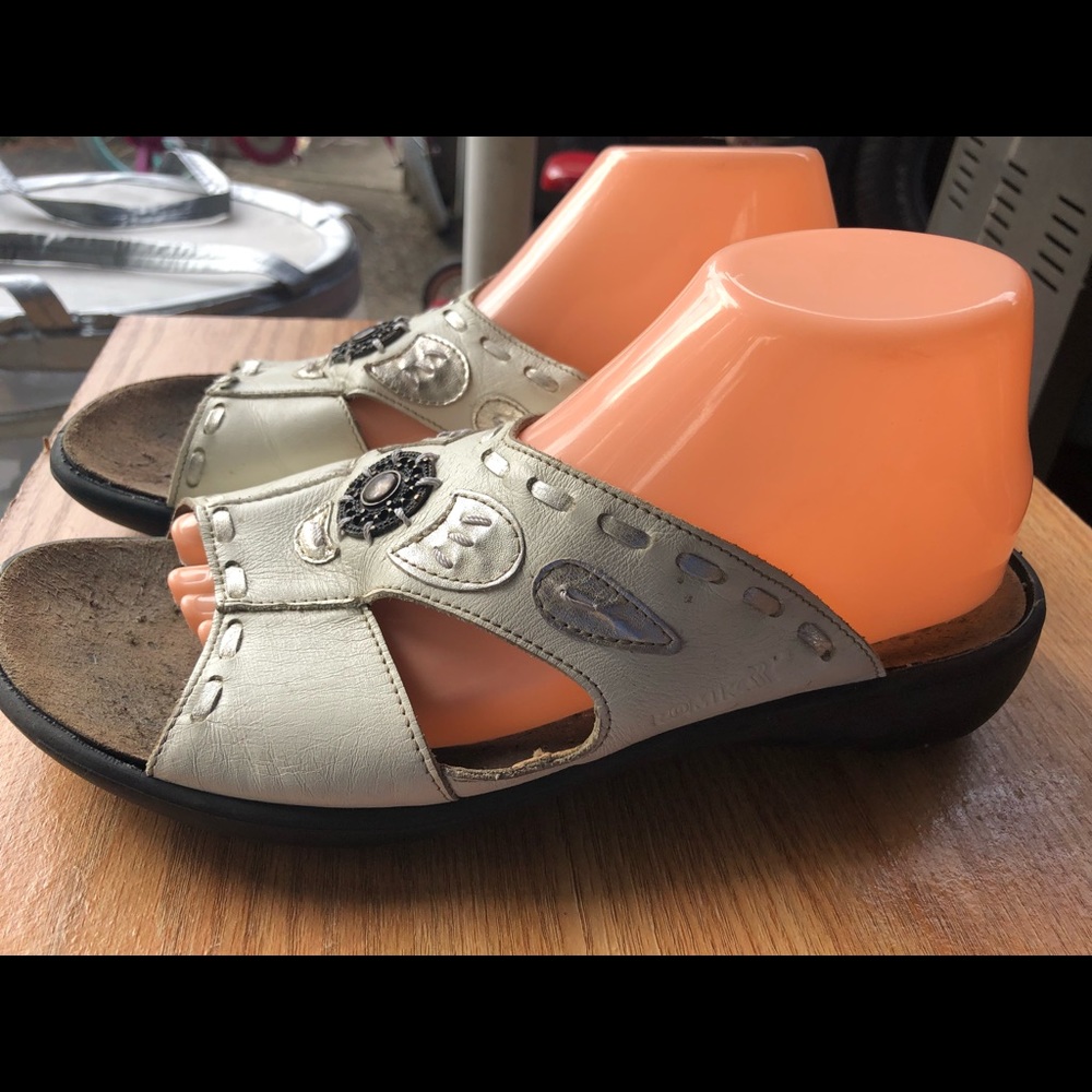 ROMIKA Ibiza Pearl Metallic Leather Sandals SZ. 11